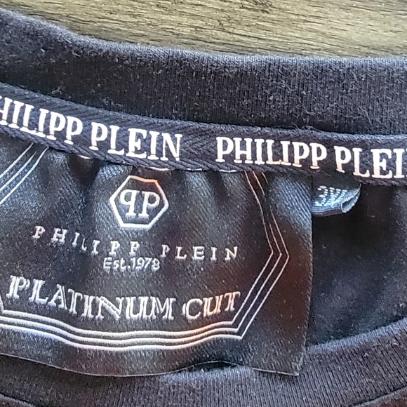 Awesome t-shirt - Picture 4 of 4